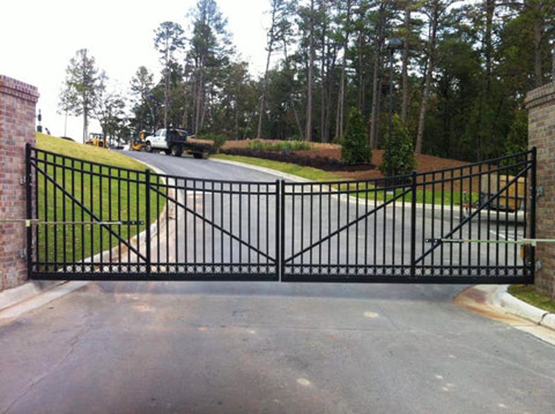 Eagle Fence Distributing LLC